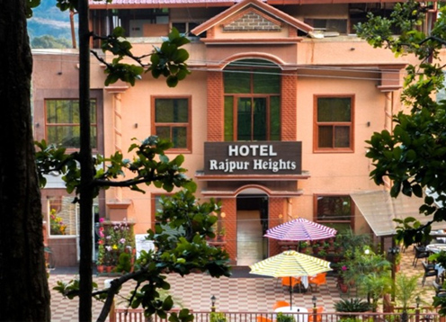 hotels-in-sitapur